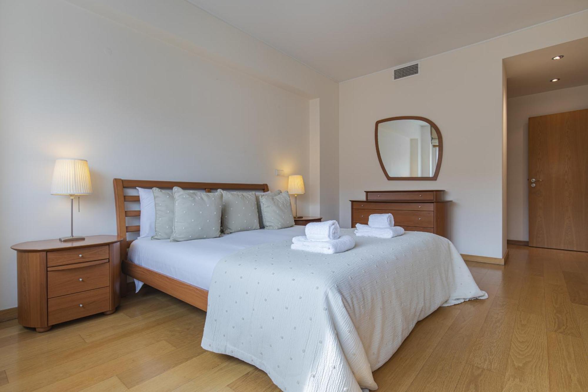 2 Bedroom Large Apartment By Innkeeper Lissabon Exterior foto
